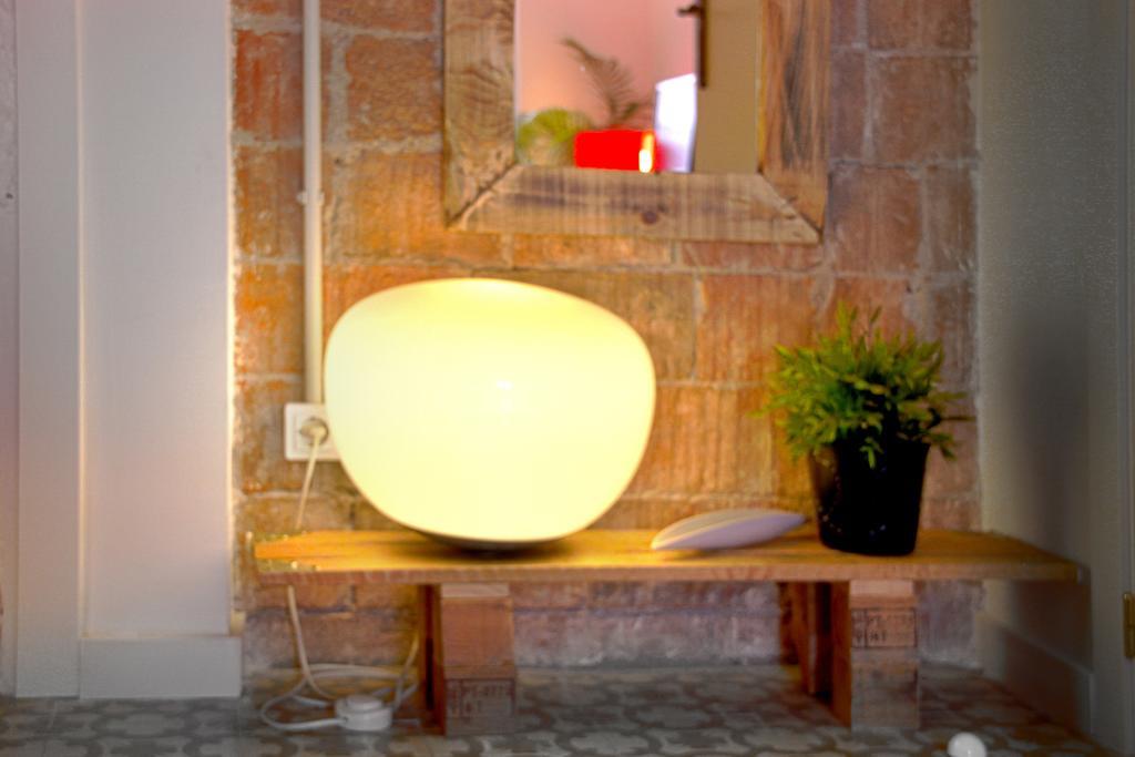 Casa Tortilla Sant Antoni Barcelona Rum bild