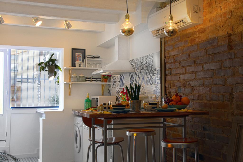 Casa Tortilla Sant Antoni Barcelona Rum bild